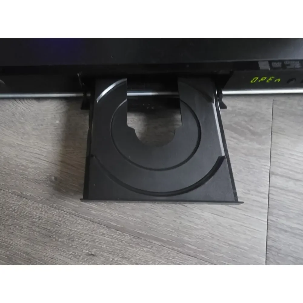 Samsung BD-D5100 Blu-ray Player Black HDMI DivX Dolby DTS 1080p DVD CD